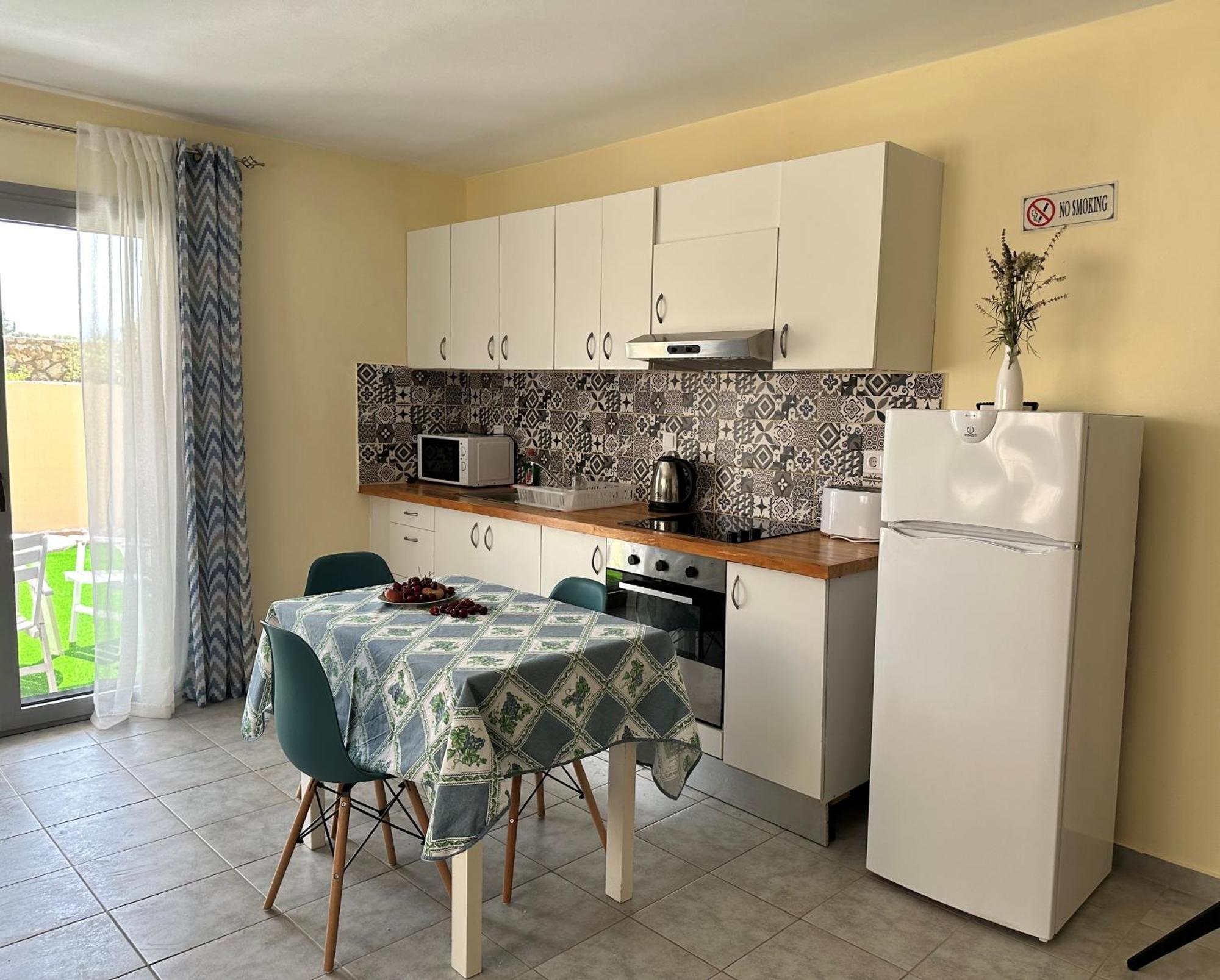 Lotus Studio Apartment North Lixouri Eksteriør billede